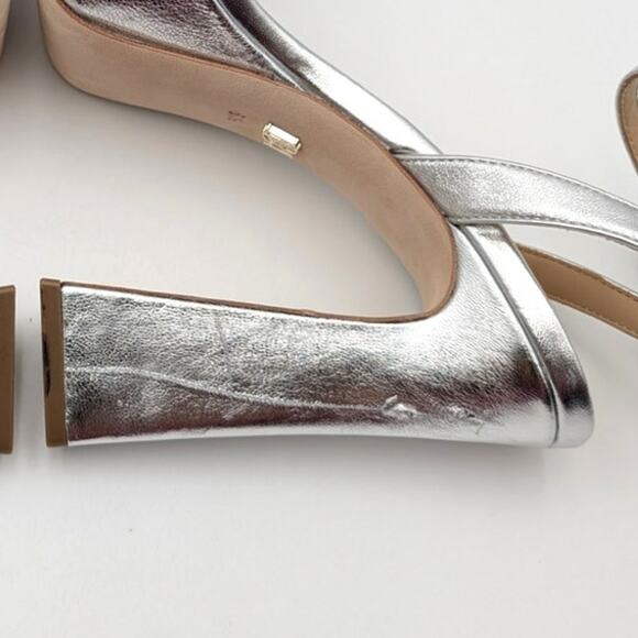 Badgley Mischka Caia Ankle Strap Platform Sandals Women's Silver Size US6.5 EU37 - Picture 5 of 9